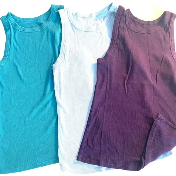 Bundle: a new day Bright  Ribbed Tank Top. M - Picture 2 of 8